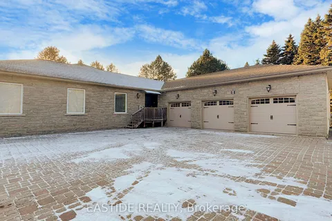 8 Ridgewood Drive, Richmond Hill, ON L4E 3M1