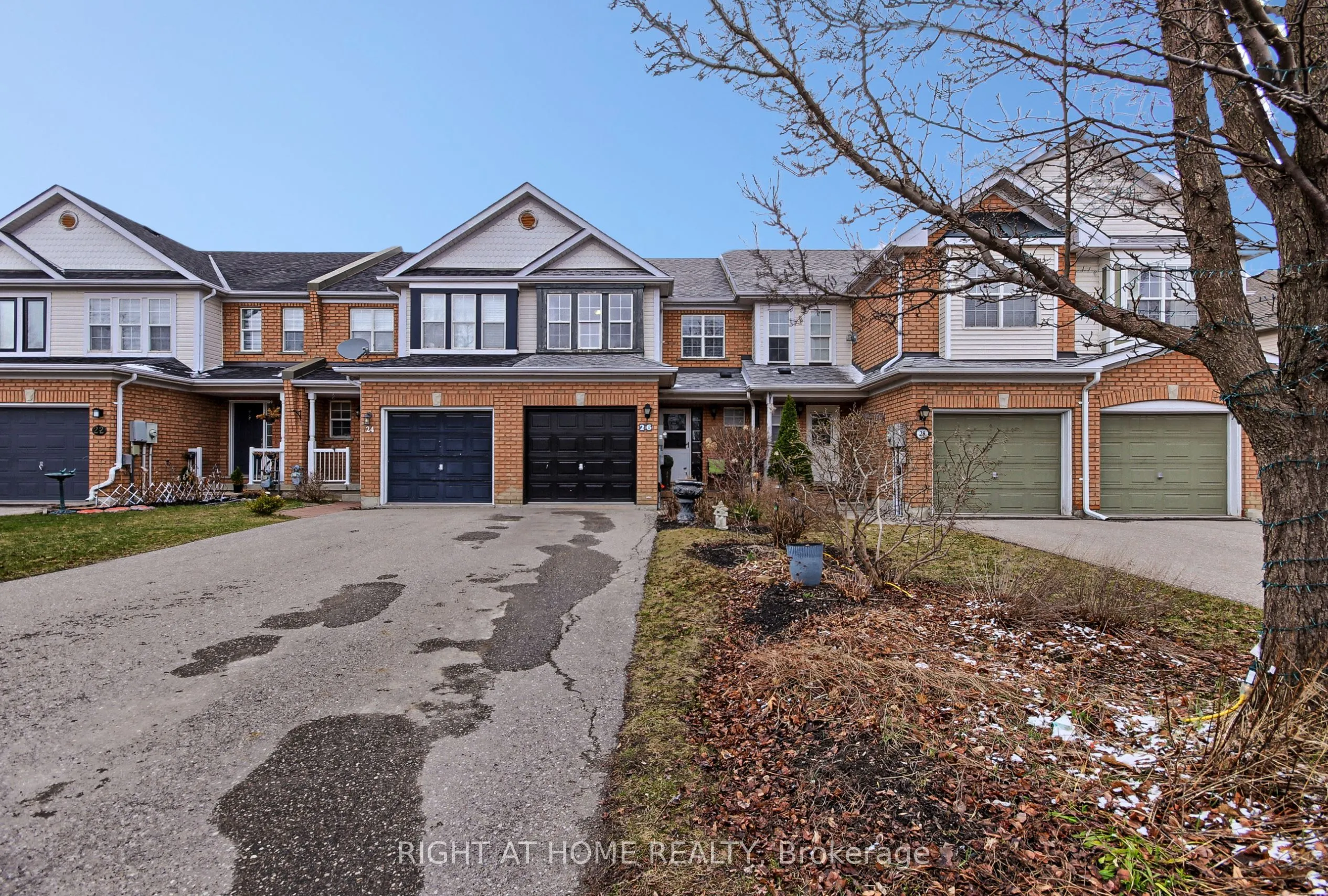26 Crittenden Drive, Georgina, ON L4P 4E7