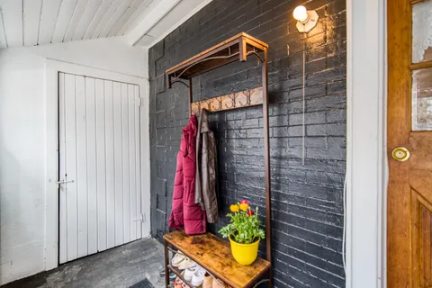 19180 Centre Street, East Gwillimbury, ON L0G 1M0