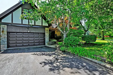 12 Brooklet Court, Markham, ON L3T 2M9