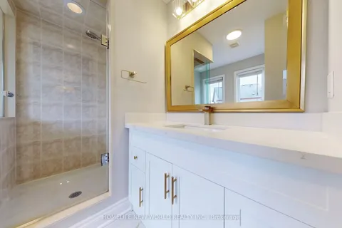 27 Overhold Crescent, Richmond Hill, ON L4E 0L9