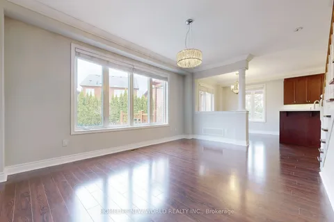 27 Overhold Crescent, Richmond Hill, ON L4E 0L9