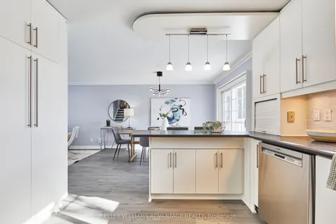131 Golf Club Court, Richmond Hill, ON L4C 5E1