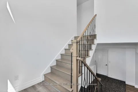16585 Jane Street, King, ON L7B 0G8