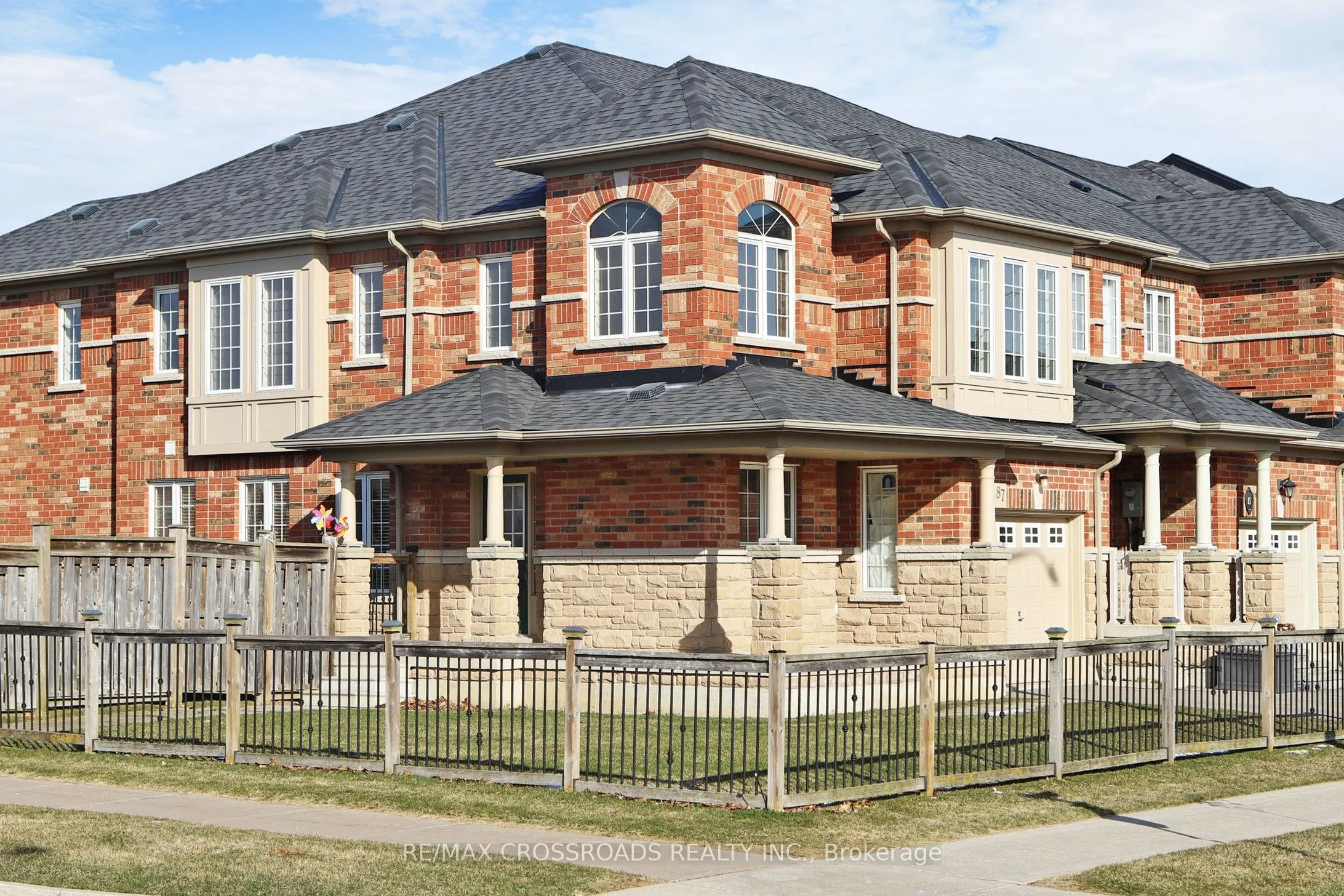 87 Maffey Crescent, Richmond Hill, ON L4S 0A8