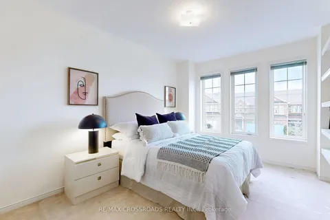 87 Maffey Crescent, Richmond Hill, ON L4S 0A8