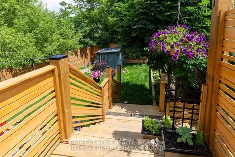269 Prospect Street, Newmarket, ON L3Y 3V3