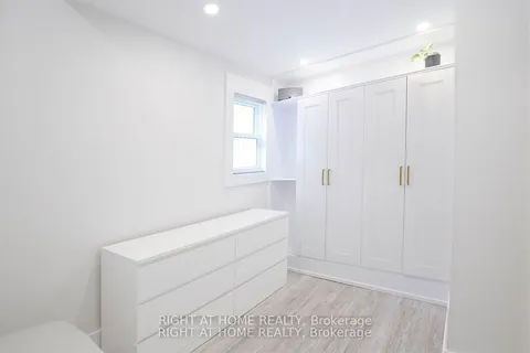 269 Prospect Street, Newmarket, ON L3Y 3V3