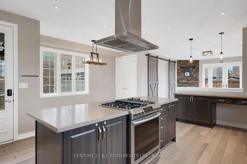 1 Kennedy Boulevard, New Tecumseth, ON L9R 0L4