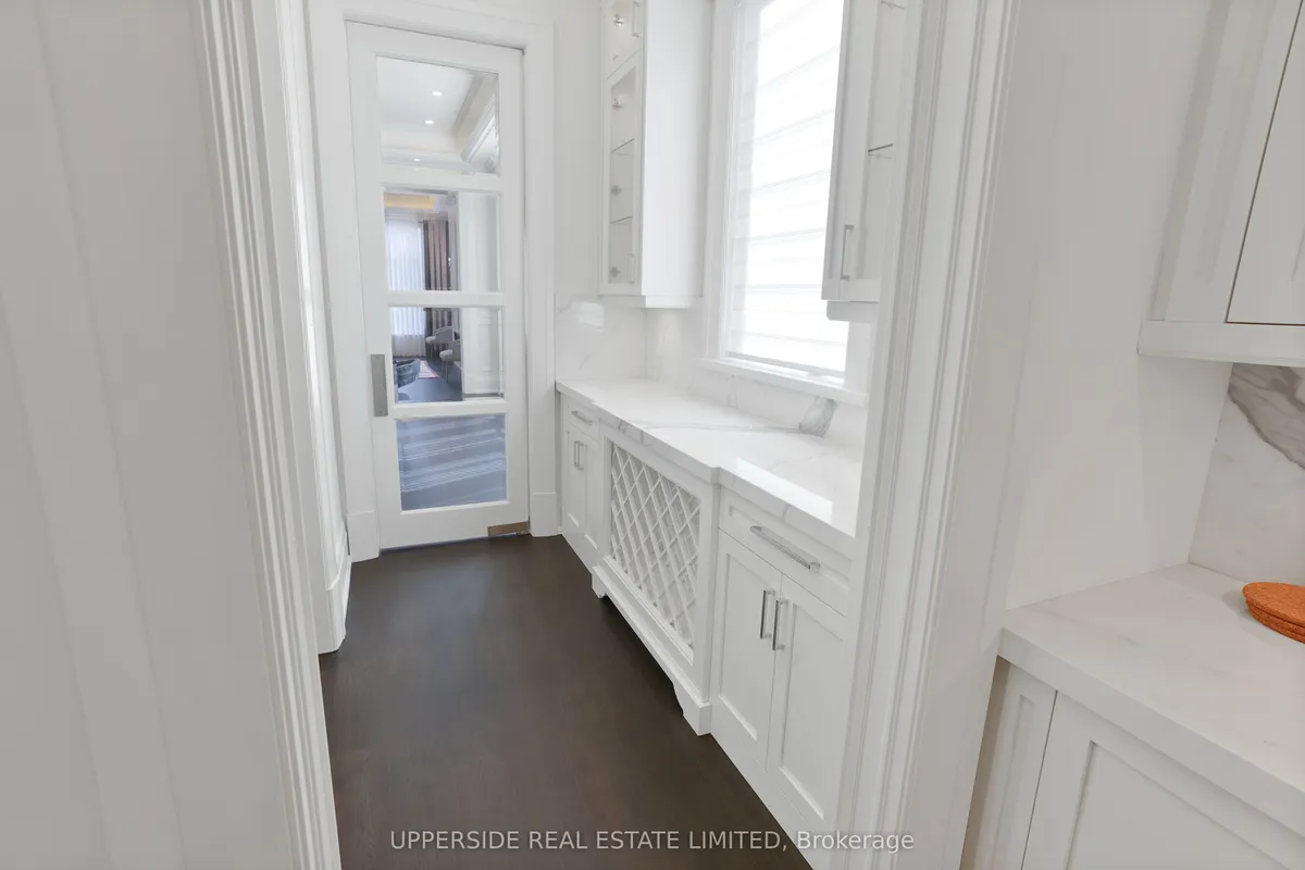 28 Thornridge Drive, Vaughan, ON L4J 1C6