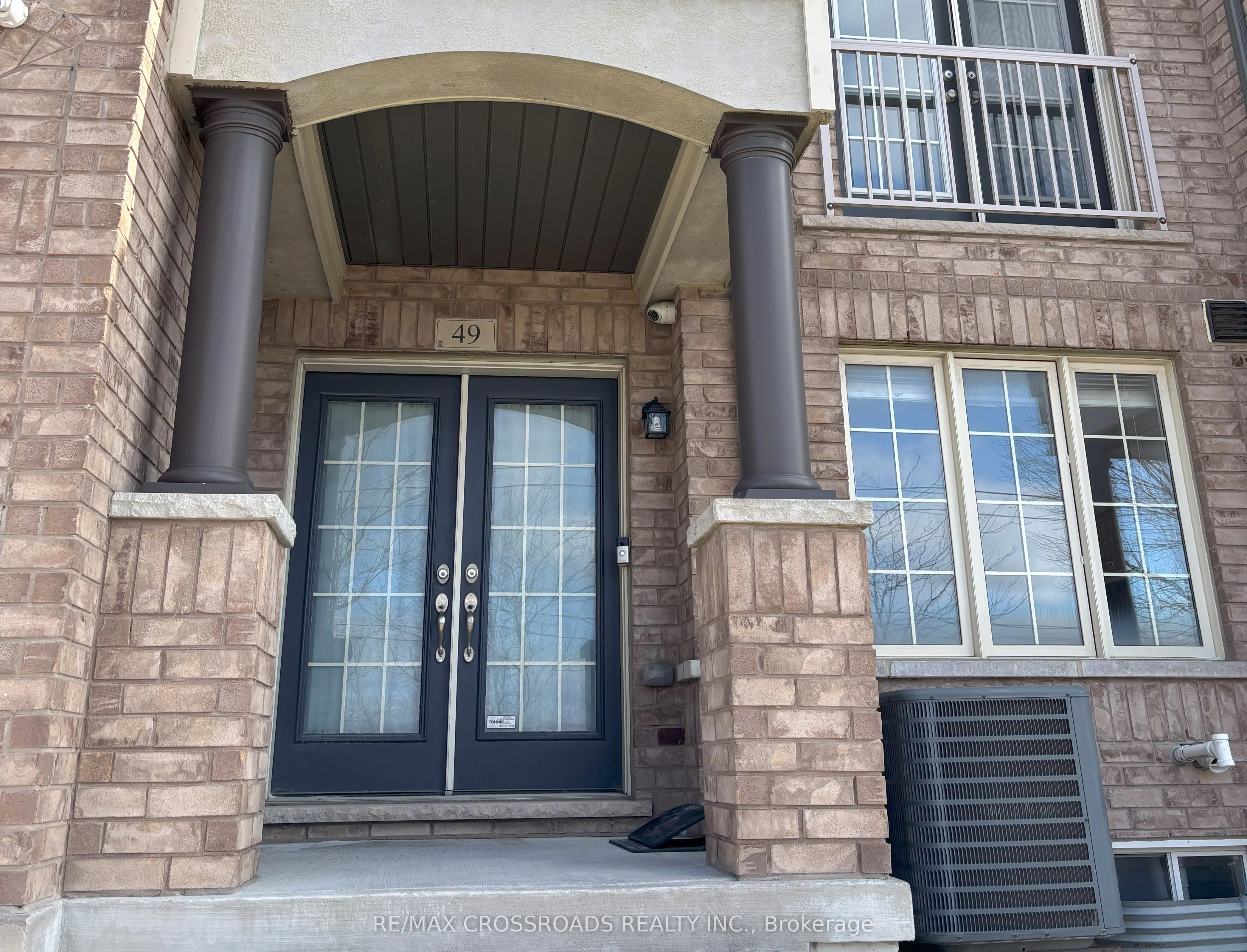 49 Memon Place, Markham, ON L6E 0S1