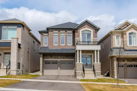 14 Longworth Avenue, Richmond Hill, ON L4E 1J1