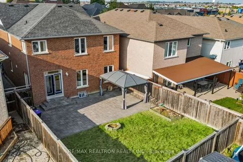 31 Weir Street, Bradford West Gwillimbury, ON L3Z 0K6