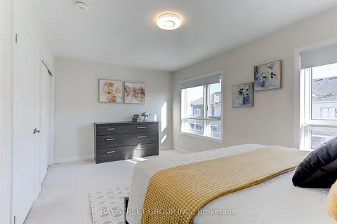 12 Chicago Lane, Markham, ON L6E 0V6
