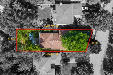20 Hollis Crescent, East Gwillimbury, ON L9N 1E7