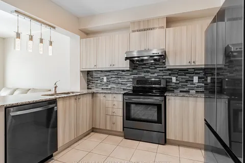 134 Dundas Way, Markham, ON L6E 0T1