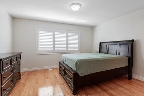 134 Dundas Way, Markham, ON L6E 0T1