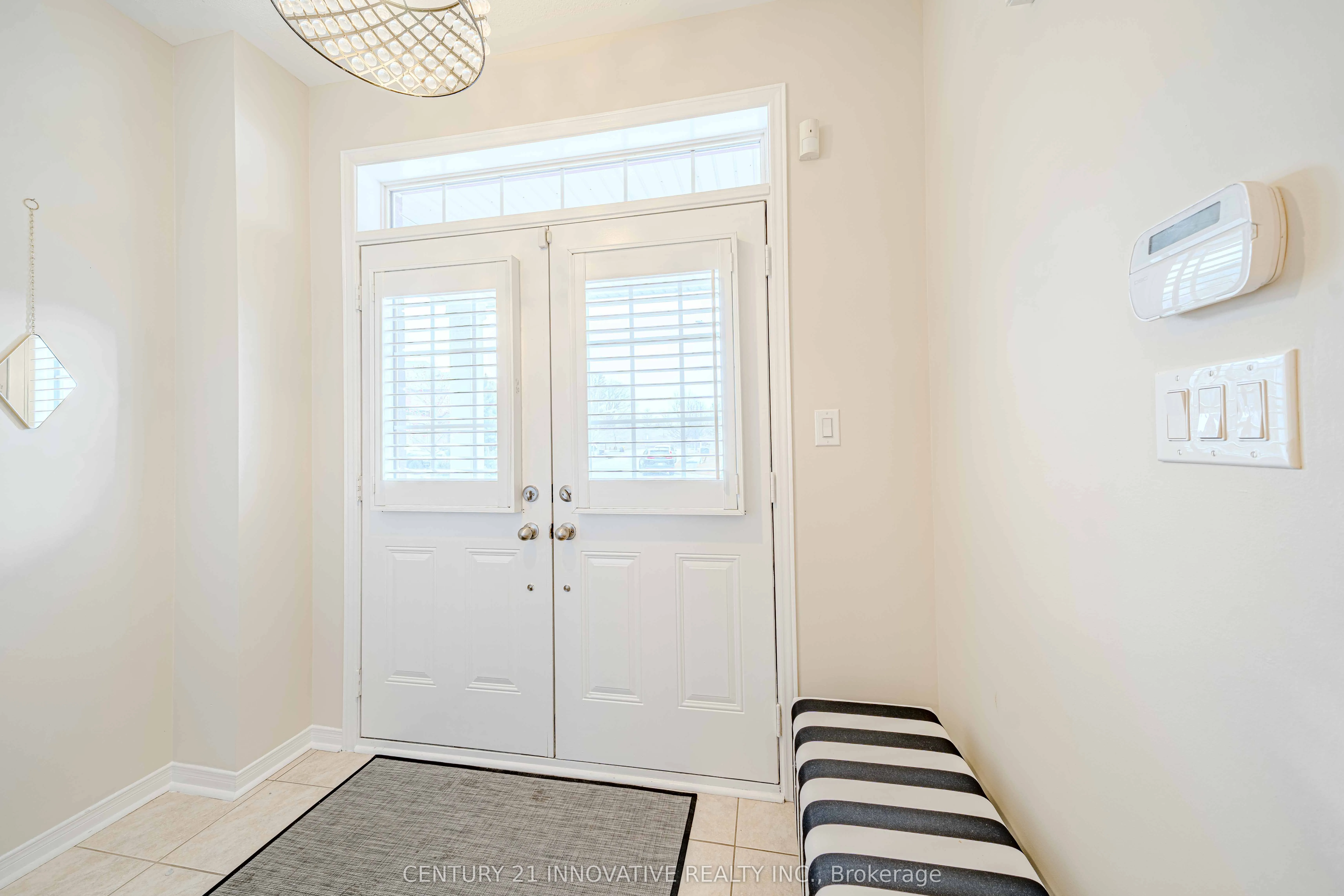 68 Gentile Circle, Vaughan, ON L4H 3N4
