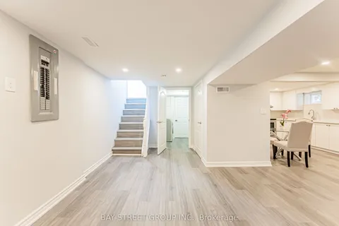 51 Rockport Crescent, Richmond Hill, ON L4C 2L7