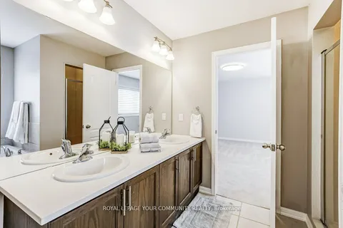 16 Don Hadden Crescent, Brock, ON L0C 1H0