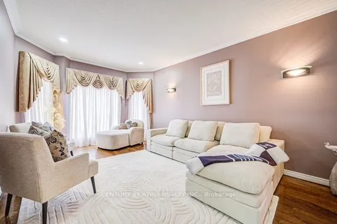 29 Laser Court, Richmond Hill, ON L4V 1S1