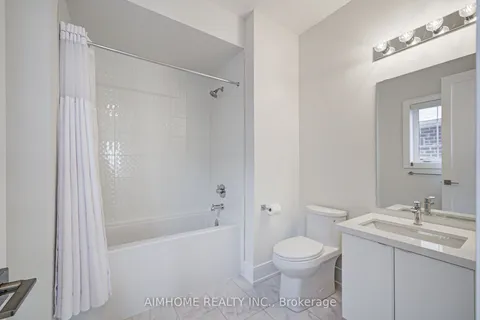 27 William Logan Drive, Richmond Hill, ON L4E 1K3