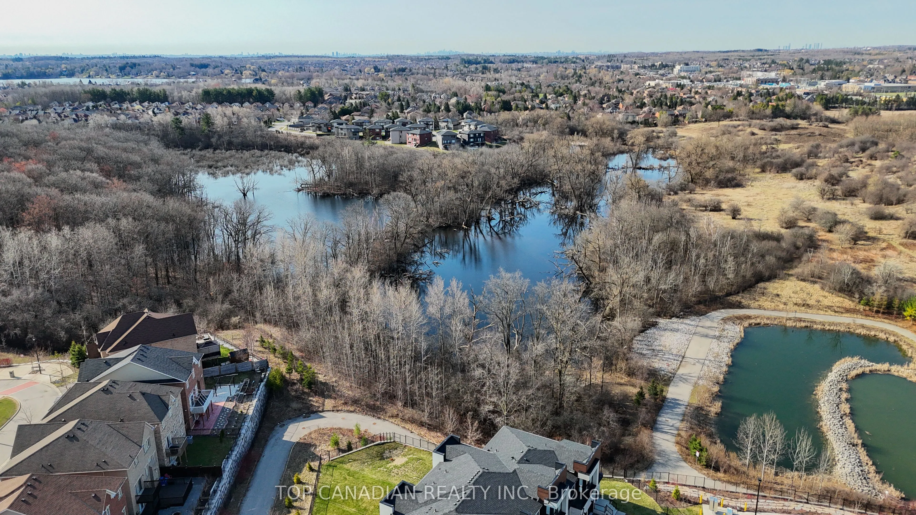 198 Paradelle Drive, Richmond Hill, ON L4E 1E7