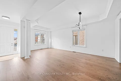 198 Paradelle Drive, Richmond Hill, ON L4E 1E7