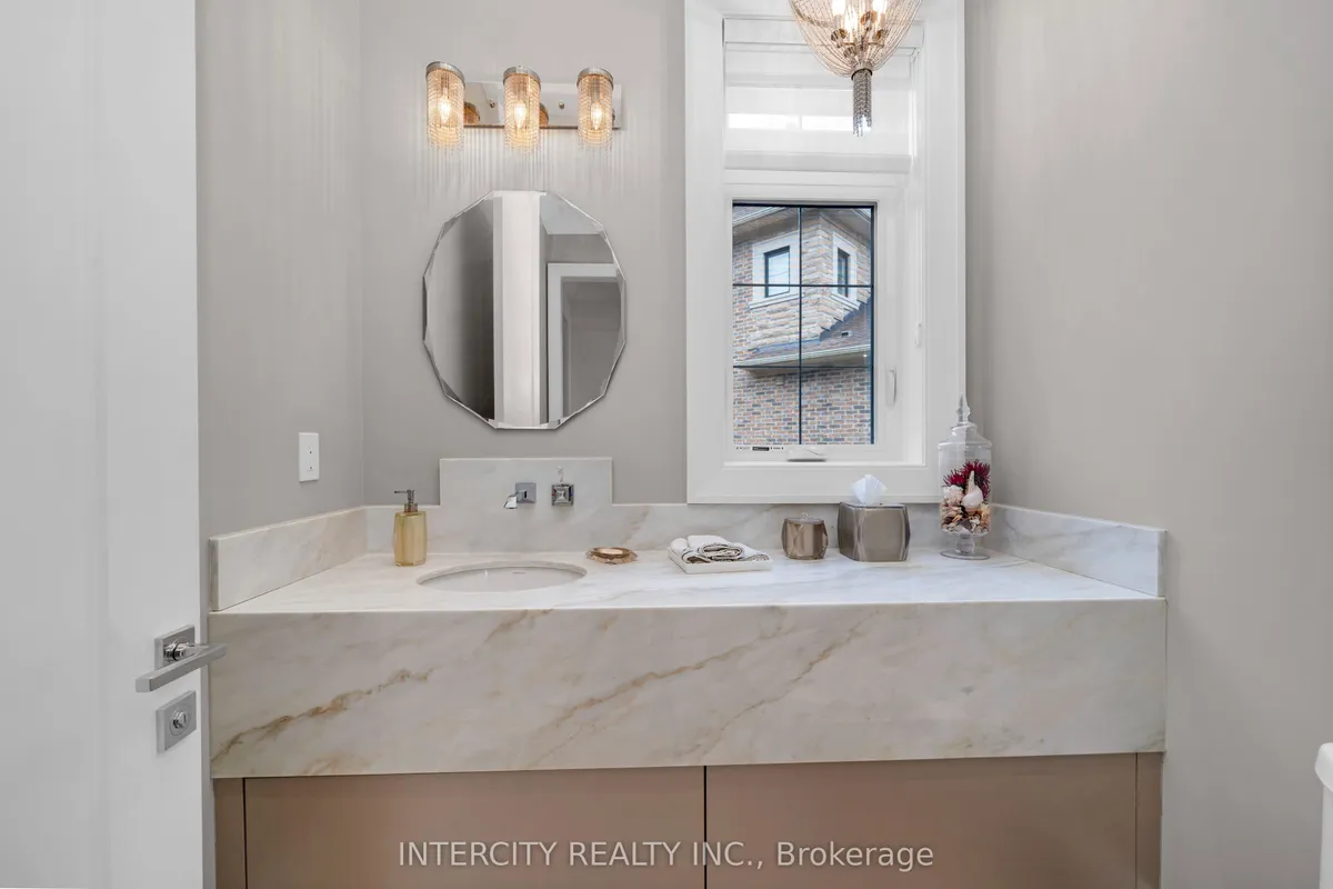 34 Rosebud Court, Vaughan, ON L0J 1C0