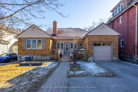 45 Spruce Street, Aurora, ON L4G 1R9