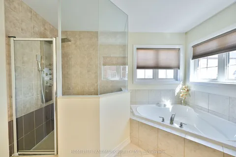32 Brightside Avenue, Richmond Hill, ON L4E 0P6