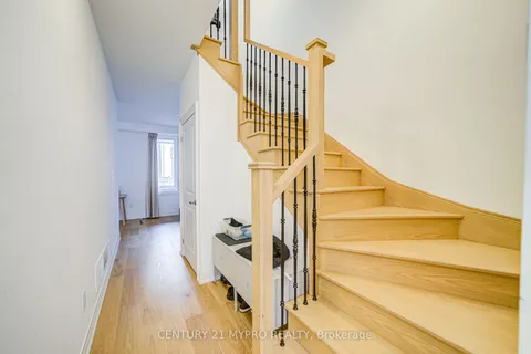 26 Chiara Rose Lane, Richmond Hill, ON L4E 1L4