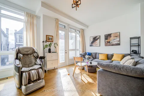 26 Chiara Rose Lane, Richmond Hill, ON L4E 1L4