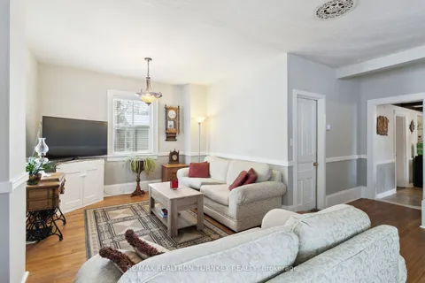 46 King Street, Innisfil, ON L0L 1L0