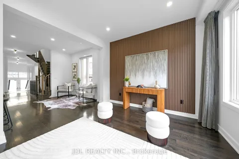103 Denarius Crescent, Richmond Hill, ON L4E 0Y9