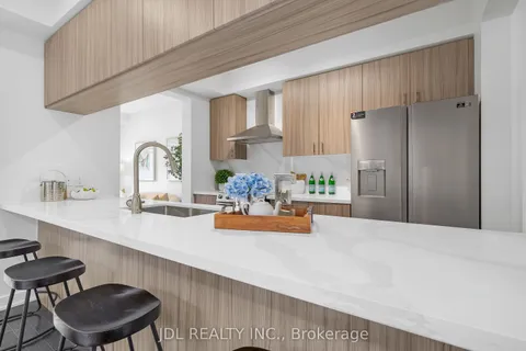 103 Denarius Crescent, Richmond Hill, ON L4E 0Y9
