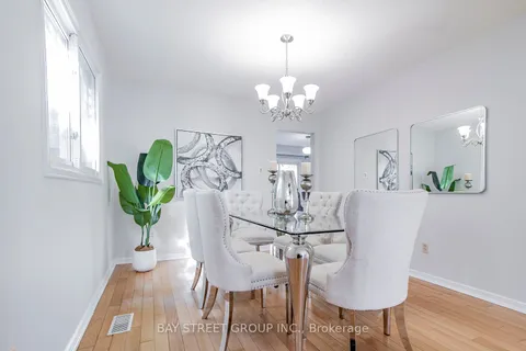 300 Fincham Avenue, Markham, ON L3P 4E7