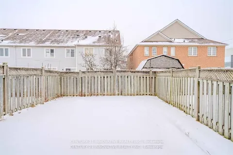 5 Holloway Road, Markham, ON L3S 4P4