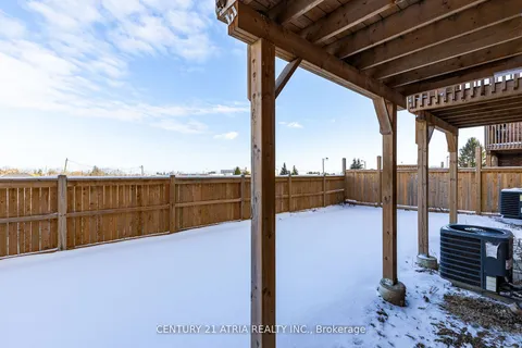 16 Hartney Drive, Richmond Hill, ON L4S 0J8
