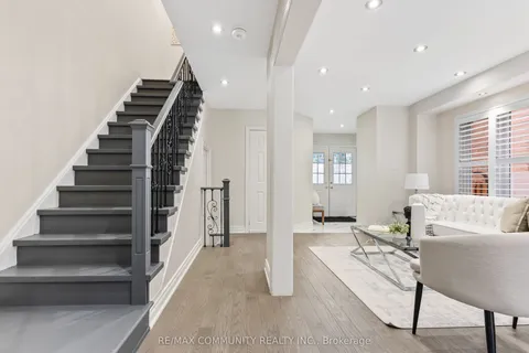 106 Tara Crescent, Markham, ON L3S 4S8