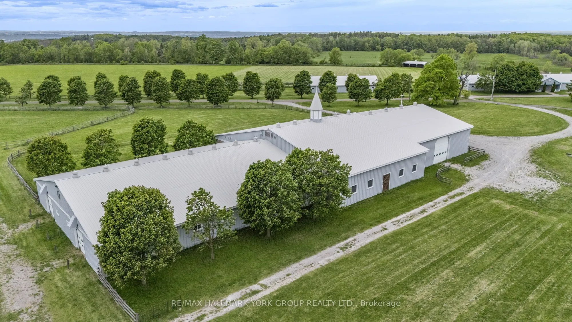 16333-16401 Dufferin Street, King, ON L7B 1K5