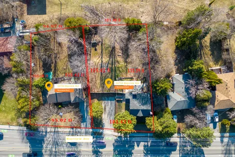 16764 Bayview Avenue, Newmarket, ON L3Y 3W9