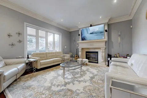 76 Silver Rose Crescent, Markham, ON L6C 1W6