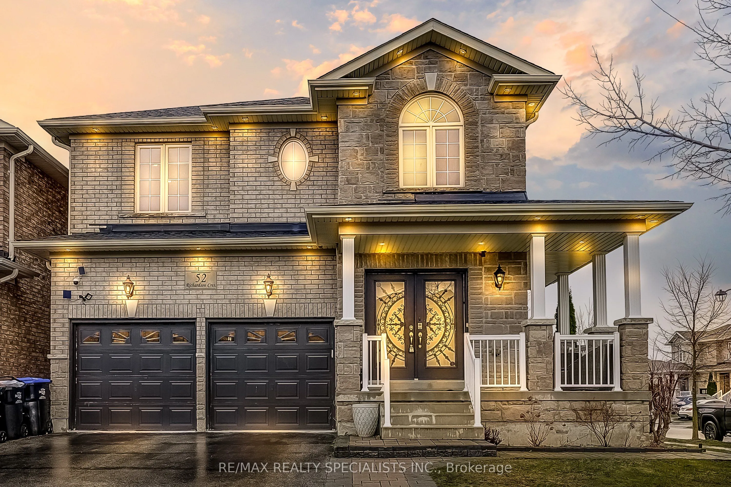 52 Richardson Crescent, Bradford West Gwillimbury, ON L3Z 0L6