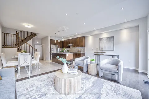 26 Memon Place, Markham, ON L6E 0S1