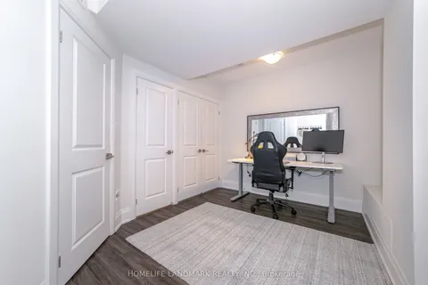 893 Clark Avenue, Vaughan, ON L4J 0K6