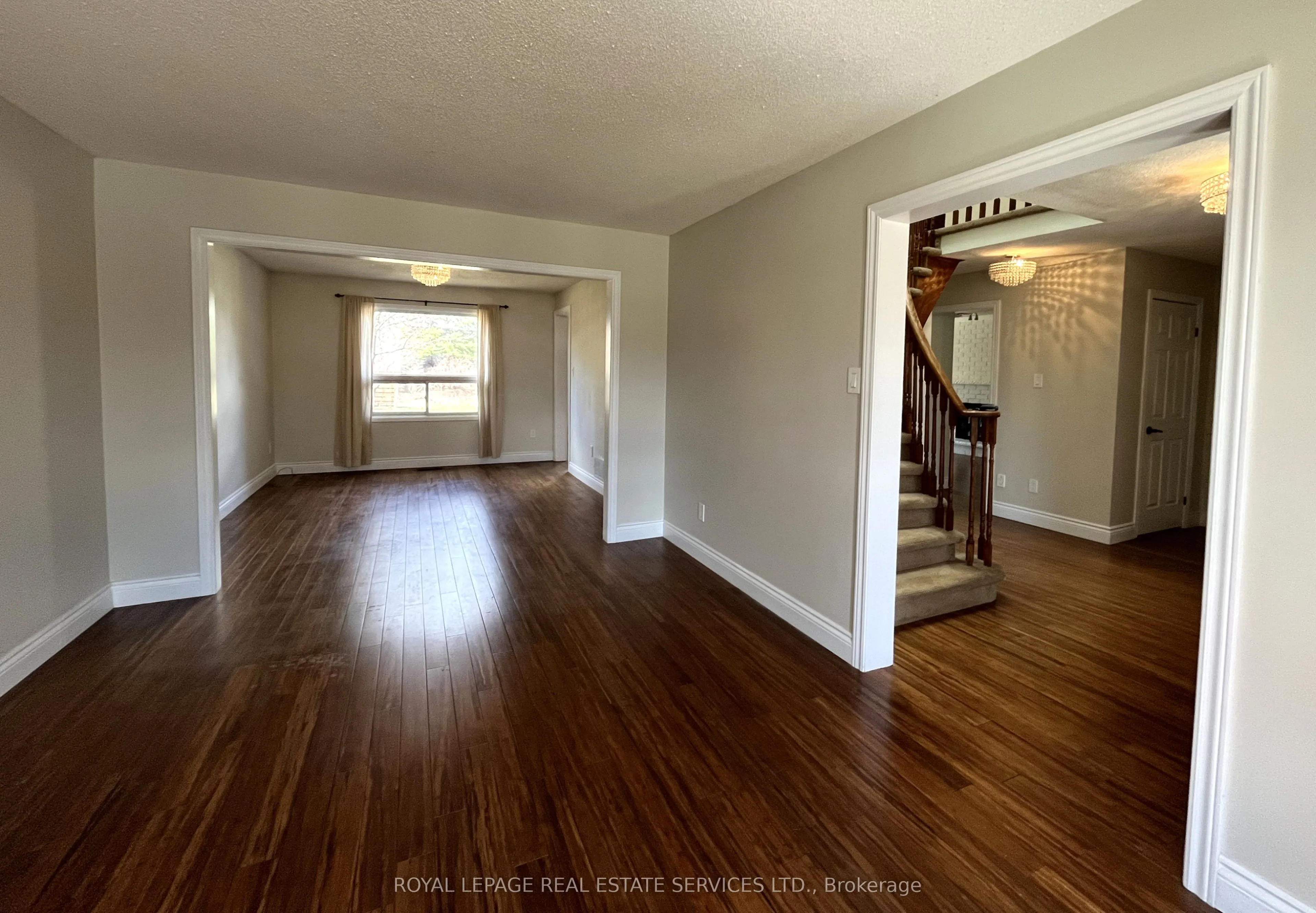 79 Doris Crescent, Newmarket, ON L3Y 7V5