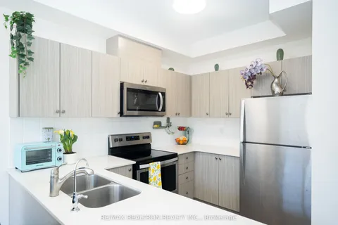 14 Garneau Street, Vaughan, ON L4L 0M1