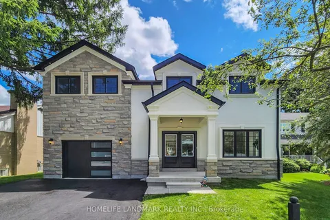 452 D'arcy Street, Newmarket, ON L3Y 1N1