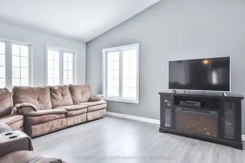4927 25 Side Road, Essa, ON L4M 4S4